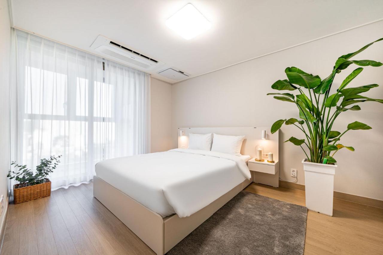 Allzip Archieve4H Residence Hotel Busan Extérieur photo